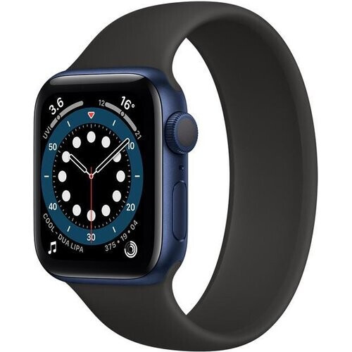 Apple Watch (Series 6) 2020 GPS 44 mm - Blauw - Sport armband Zwart Tweedehands