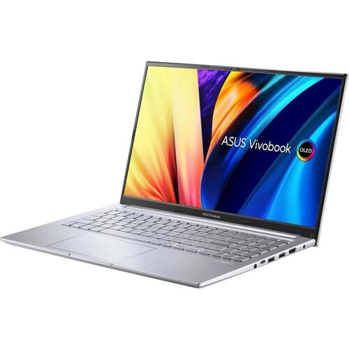 Asus VivoBook 15 OLED F1505ZA-L1126W 15" Core i5 3.3 GHz - SSD 512 GB - 16GB QWERTY - Spaans Tweedehands