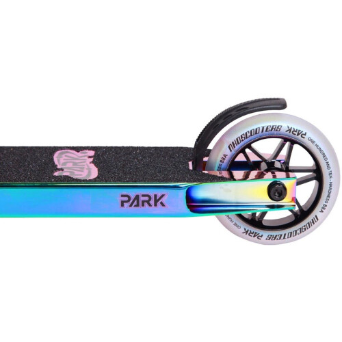 NKD Park Stuntstep - Stunt Scooter - Aluminium deck 48 cm - Wieldiameter 110 mm - Max. gebruikersgewicht 100 kg - Veelkleurig