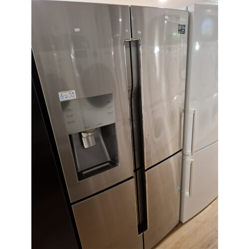 Samsung RF56J9041SR - Amerikaanse koelkast - No Frost - 616 l - Water- en ijsdispenser Tweedehands