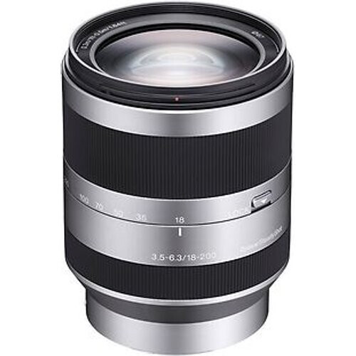 Sony 18-200 mm F3.5-6.3 OSS 67 mm filter  (geschikt voor Sony E-mount) zilver Tweedehands