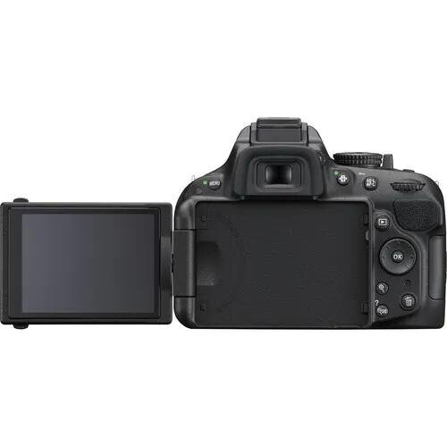 Spiegelreflexcamera D5200 - Zwart + NIKKOR AF-S DX NIKKOR f/ 1.8G Tweedehands