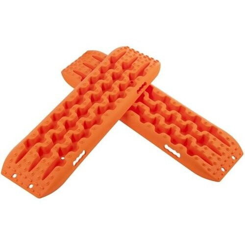 Tweedekans Coast Offroad Tractieplanken – Set van 2 – 10 Ton Draagvermogen – 150° Buigbaar – 107 x 31 x 7 cm – Oranje Tweedehands