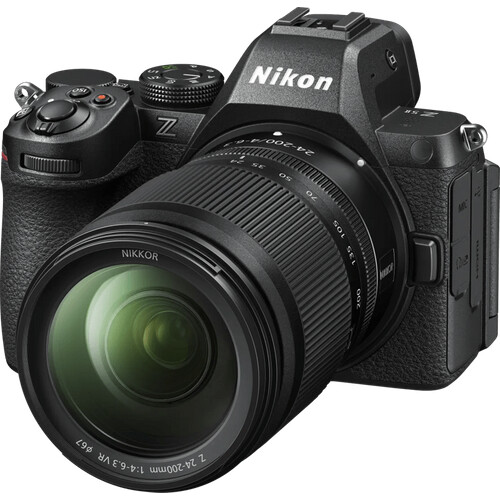 Tweedekans Nikon Z5 II + NIKKOR Z 24-200mm f/4-6.3 VR Tweedehands